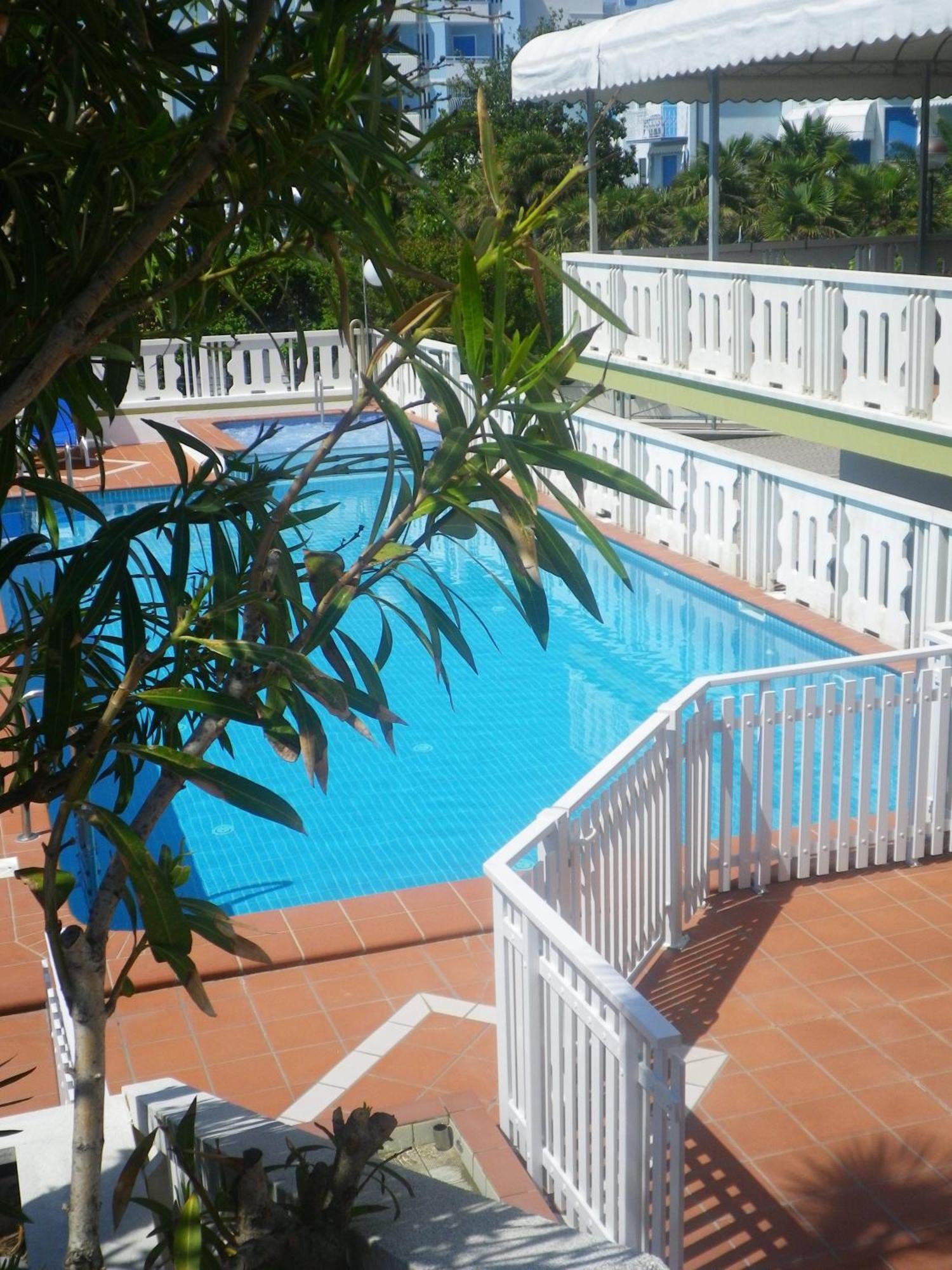 Hotel Savoy Caorle Zewnętrze zdjęcie
