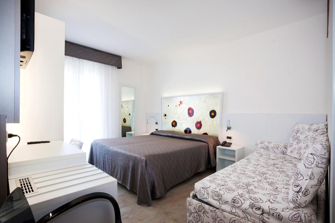 Hotel Savoy Caorle Zewnętrze zdjęcie